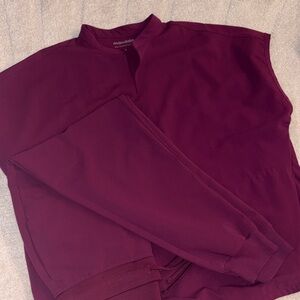 Mandala Plum Scrub Set